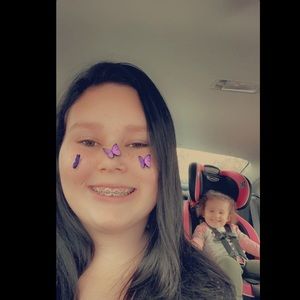 Meet your Posher, Stephanie